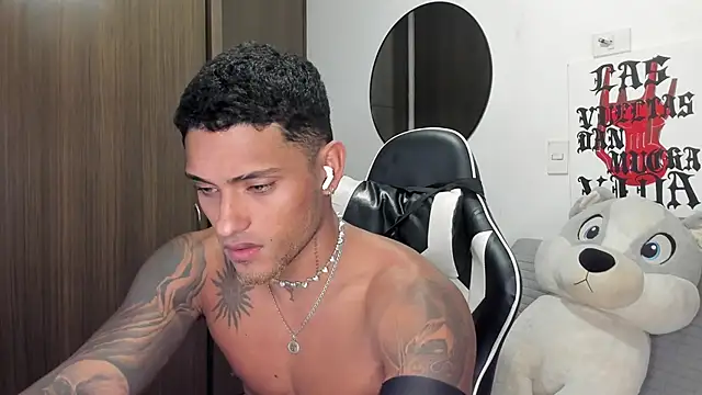 Alessandro Vanni online show from 19, 6, 2026