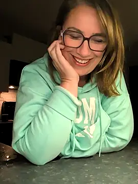 Snapshot of Canadian_BBW chatting on 7, 1, 2026 Canadian BBW online show from 7, 1, 2026