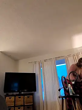 Snapshot of Canadian_BBW chatting on 1, 2, 2026 Canadian BBW online show from 1, 2, 2026