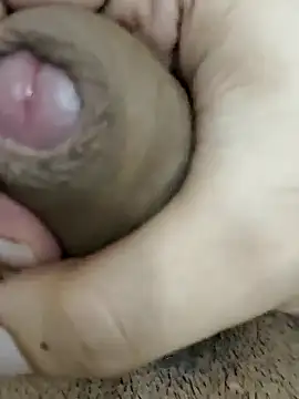 Snapshot of rockkyy9 chatting on 12, 10, 2025 rockkyy9 online show from 12, 10, 2025