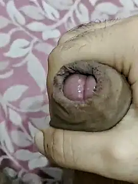 Snapshot of rockkyy9 chatting on 22, 10, 2025 rockkyy9 online show from 22, 10, 2025