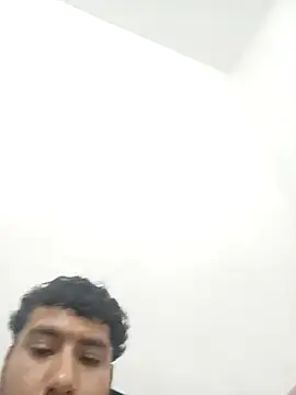 Snapshot of R3Y_S3X chatting on 4, 3, 2026 R3Y S3X online show from 4, 3, 2026