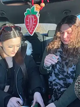 joanaelaa online show from 2, 2, 2025