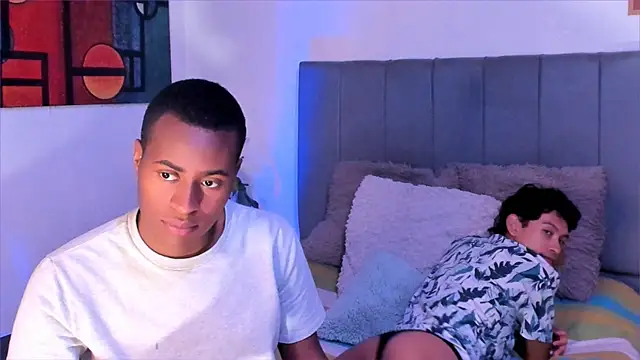 Snapshot of CrissBrownxxx chatting on 10, 10, 2025 CrissBrownxxx online show from 10, 10, 2025