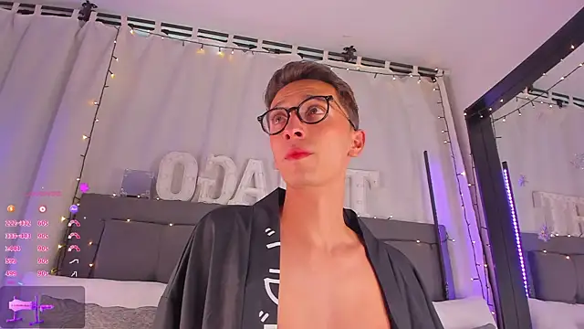 Snapshot of Thiago_jones chatting on 11, 2, 2025 Thiago jones online show from 11, 2, 2025