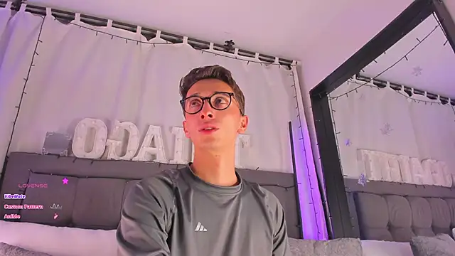 Snapshot of Thiago_jones chatting on 19, 2, 2025 Thiago jones online show from 19, 2, 2025