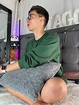 Snapshot of Thiago_jones chatting on 11, 3, 2025 Thiago jones online show from 11, 3, 2025