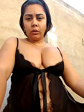 Snapshot of maymercy chatting on 26, 1, 2025 maymercy online show from 26, 1, 2025