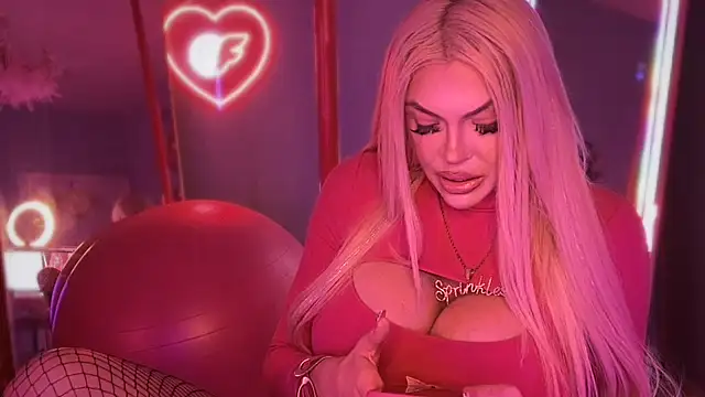 Snapshot of bimbotwerkqueen chatting on 12, 10, 2025 bimbotwerkqueen online show from 12, 10, 2025