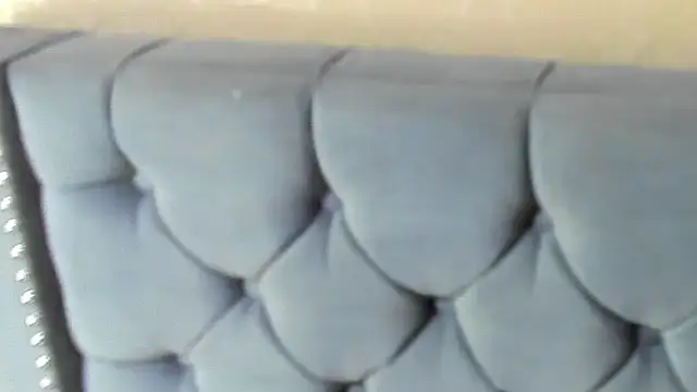 Imannejulienne online show from 21, 5, 2026