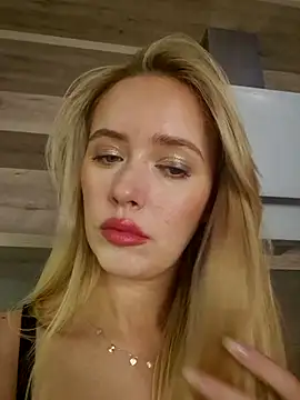 Snapshot of PrettieKate chatting on 6, 6, 2026 PrettieKate online show from 6, 6, 2026