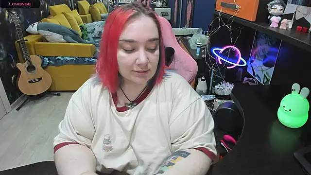 Snapshot of Softie_Sofy chatting on 11, 3, 2025 Softie Sofy online show from 11, 3, 2025