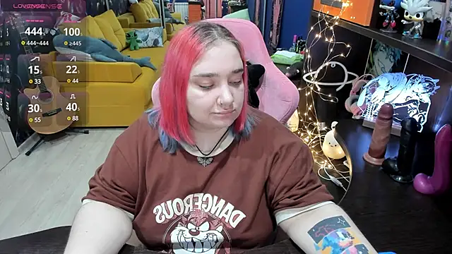 Snapshot of Softie_Sofy chatting on 18, 3, 2025 Softie Sofy online show from 18, 3, 2025