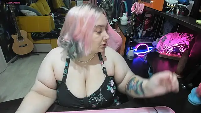 Snapshot of Softie_Sofy chatting on 23, 9, 2025 Softie Sofy online show from 23, 9, 2025