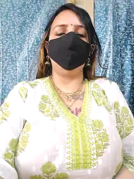 Snapshot of cute-tanvi chatting on 10, 1, 2025 cute-tanvi online show from 10, 1, 2025