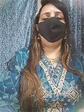Snapshot of cute-tanvi chatting on 2, 2, 2025 cute-tanvi online show from 2, 2, 2025