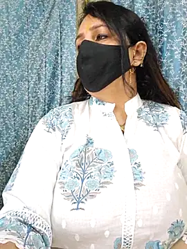 Snapshot of cute-tanvi chatting on 28, 2, 2025 cute-tanvi online show from 28, 2, 2025