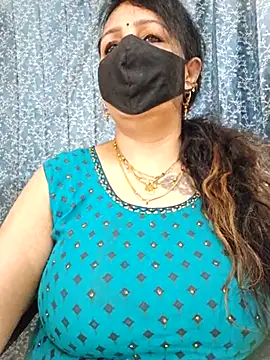 Snapshot of cute-tanvi chatting on 11, 3, 2025 cute-tanvi online show from 11, 3, 2025