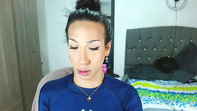 Kenisha Sweet online show from 19, 9, 2025