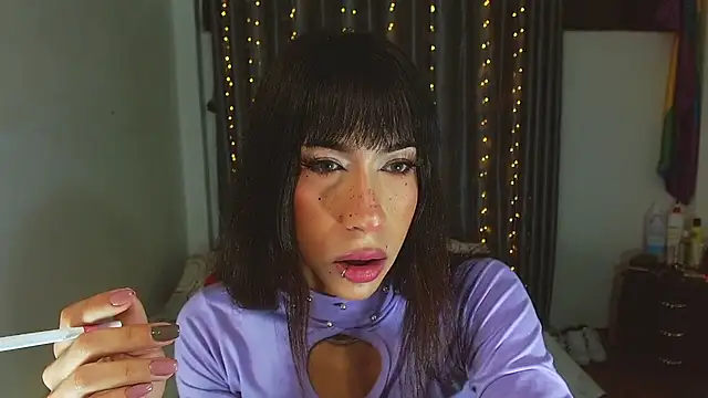 Kenisha Sweet online show from 18, 3, 2026