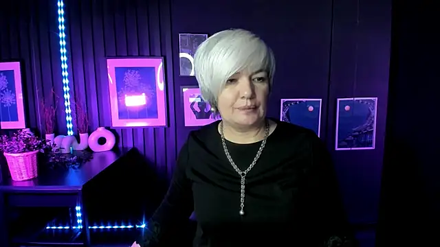 CarmenSoft online show from 1, 12, 2025