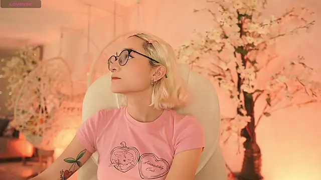 DalahiaRush online show from 3, 2, 2025