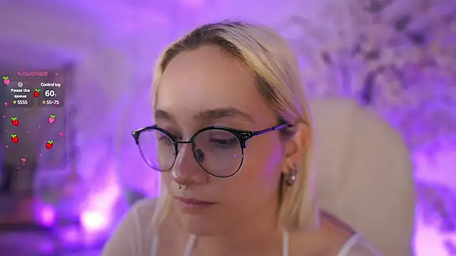 DalahiaRush online show from 8, 2, 2025