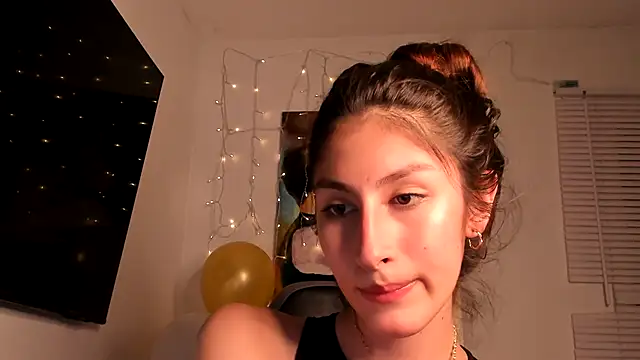 valeria gonzales  online show from 19, 12, 2024