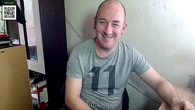 Snapshot of Johan___Barker chatting on 23, 2, 2025 Johan Barker online show from 23, 2, 2025