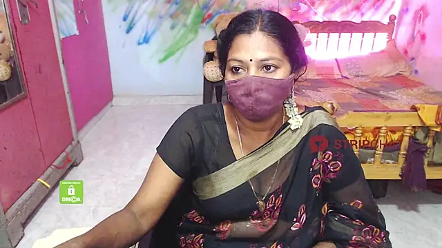 Snapshot of Novapol chatting on 16, 9, 2025 Novapol online show from 16, 9, 2025