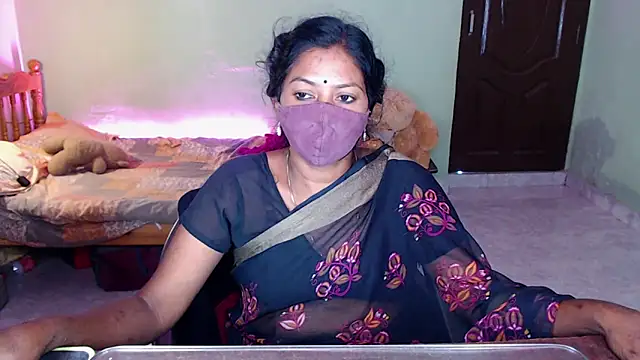 Snapshot of Novapol chatting on 2, 4, 2026 Novapol online show from 2, 4, 2026