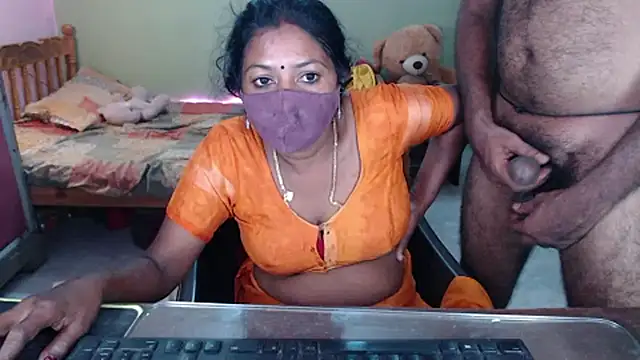 Snapshot of Novapol chatting on 9, 4, 2026 Novapol online show from 9, 4, 2026