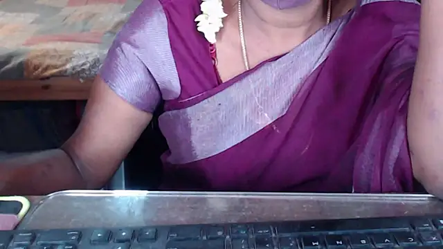 Snapshot of Novapol chatting on 21, 4, 2026 Novapol online show from 21, 4, 2026