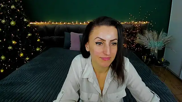 Rebecca Diamond online show from 9, 1, 2025