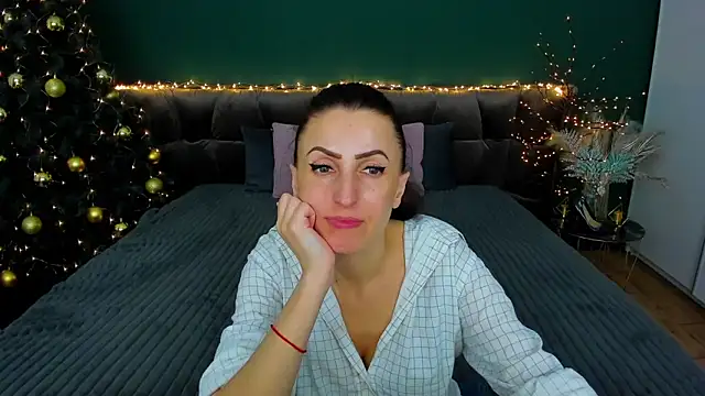 Rebecca Diamond online show from 16, 1, 2025