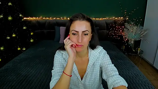 Rebecca Diamond online show from 21, 1, 2025