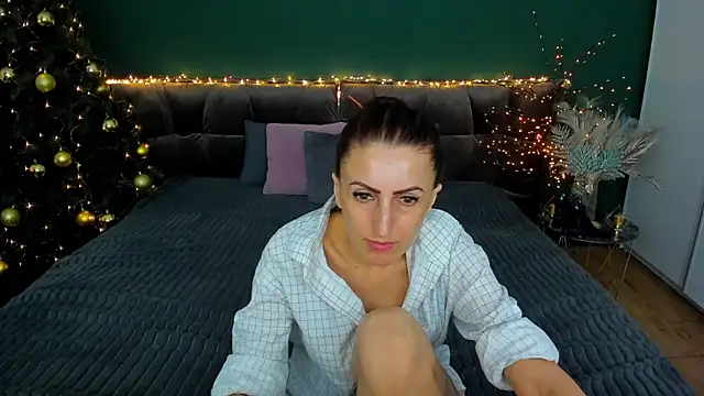 Rebecca Diamond online show from 21, 1, 2025