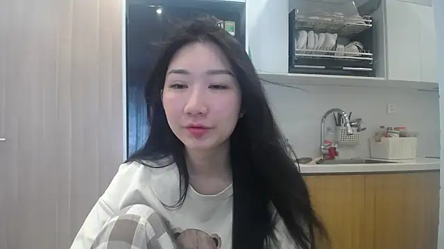 Asiagirll online show from 8, 5, 2026