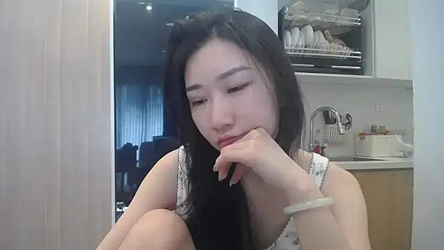 Asiagirll online show from 7, 6, 2026