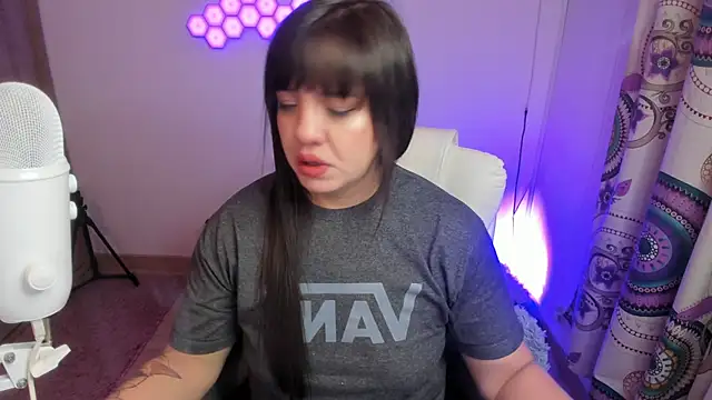 Snapshot of sophia_grants chatting on 23, 10, 2025 sophia grants online show from 23, 10, 2025