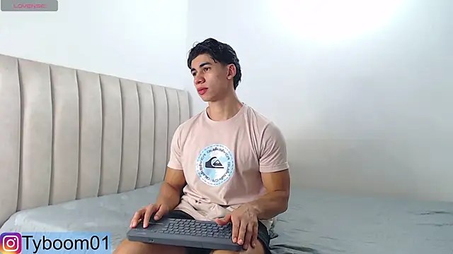 Snapshot of TYLER_BOOM chatting on 6, 12, 2024 TYLER BOOM online show from 6, 12, 2024