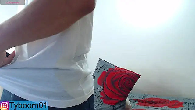 Snapshot of TYLER_BOOM chatting on 17, 1, 2025 TYLER BOOM online show from 17, 1, 2025