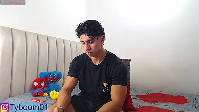 Snapshot of TYLER_BOOM chatting on 24, 1, 2025 TYLER BOOM online show from 24, 1, 2025