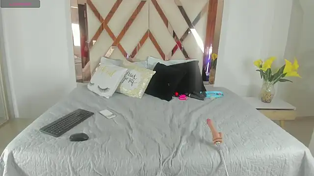 Snapshot of elena_mature chatting on 4, 3, 2026 elena mature online show from 4, 3, 2026