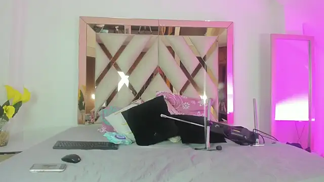 Snapshot of elena_mature chatting on 20, 3, 2026 elena mature online show from 20, 3, 2026