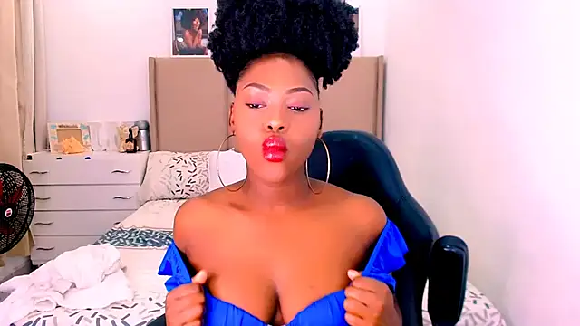 mabelhotfu1 online show from 2, 12, 2024