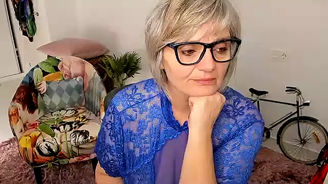Milf-Ella online show from 31, 1, 2025