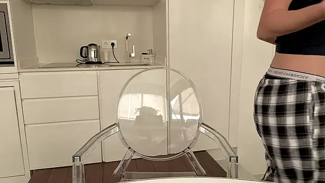 Snapshot of TammiLou chatting on 3, 3, 2026 TammiLou online show from 3, 3, 2026