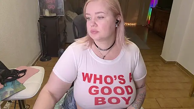 Snapshot of MargotGrey chatting on 9, 3, 2026 MargotGrey online show from 9, 3, 2026