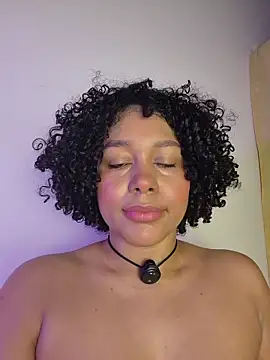 Snapshot of Electric_bae chatting on 3, 5, 2026 Electric bae online show from 3, 5, 2026